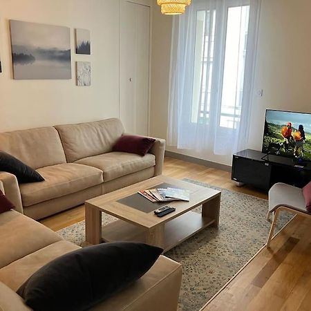 Appartement Spacieux En Centre Ville Vendôme Extérieur photo