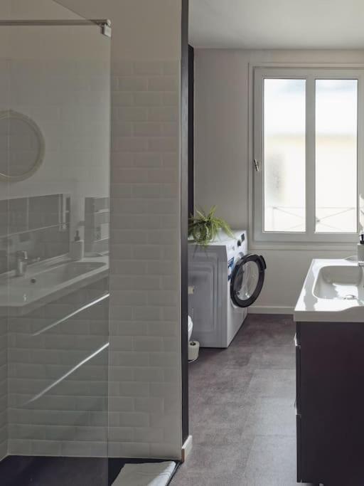 Appartement Spacieux En Centre Ville Vendôme Extérieur photo